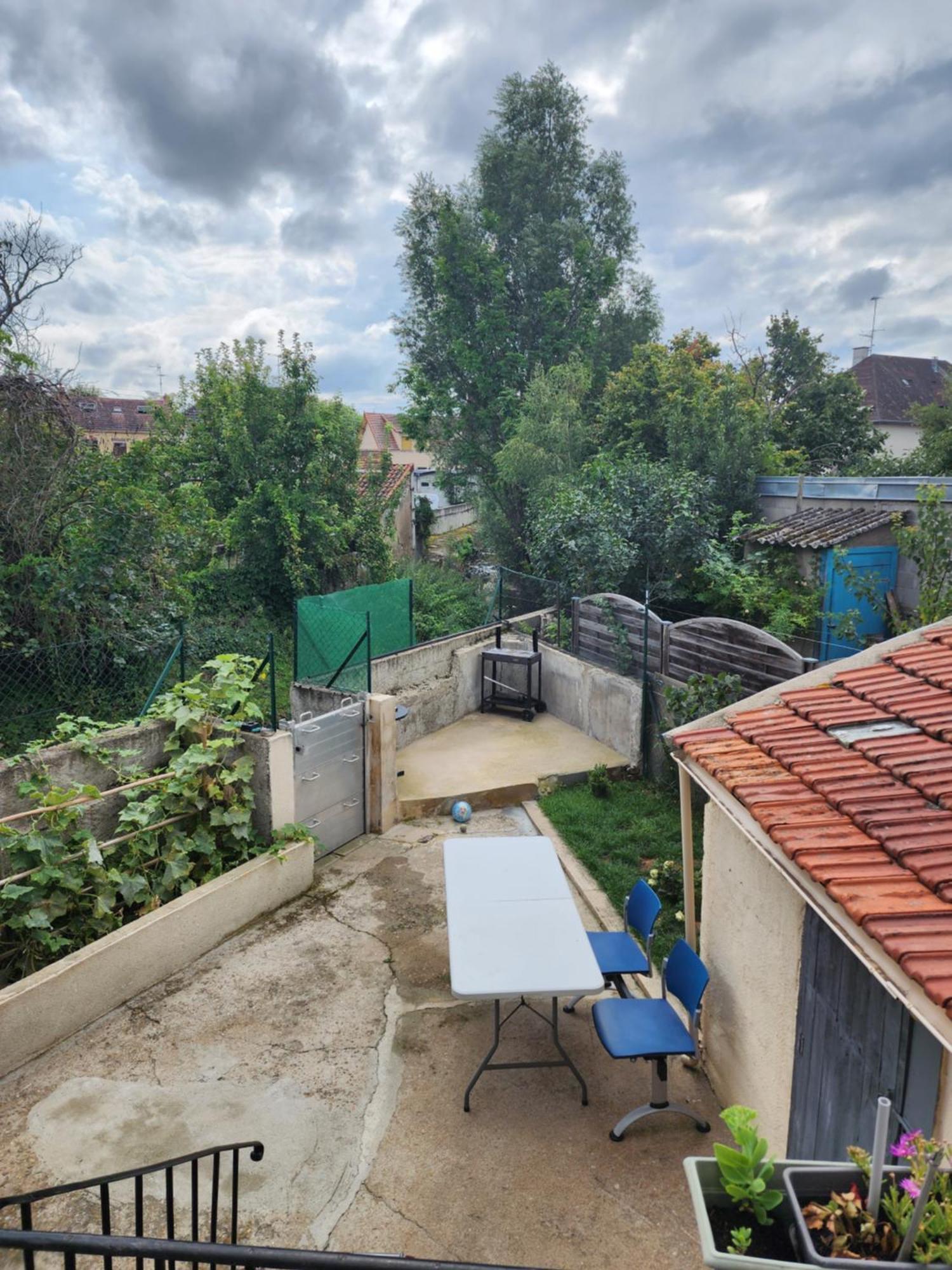 Appartement Duplex F2 Tout Confort Proche Centre Ville Avec Parking Gratuit Montluçon Exteriér fotografie